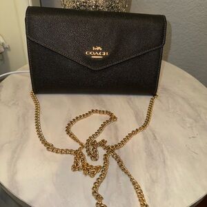 Coach Wallet on Chain